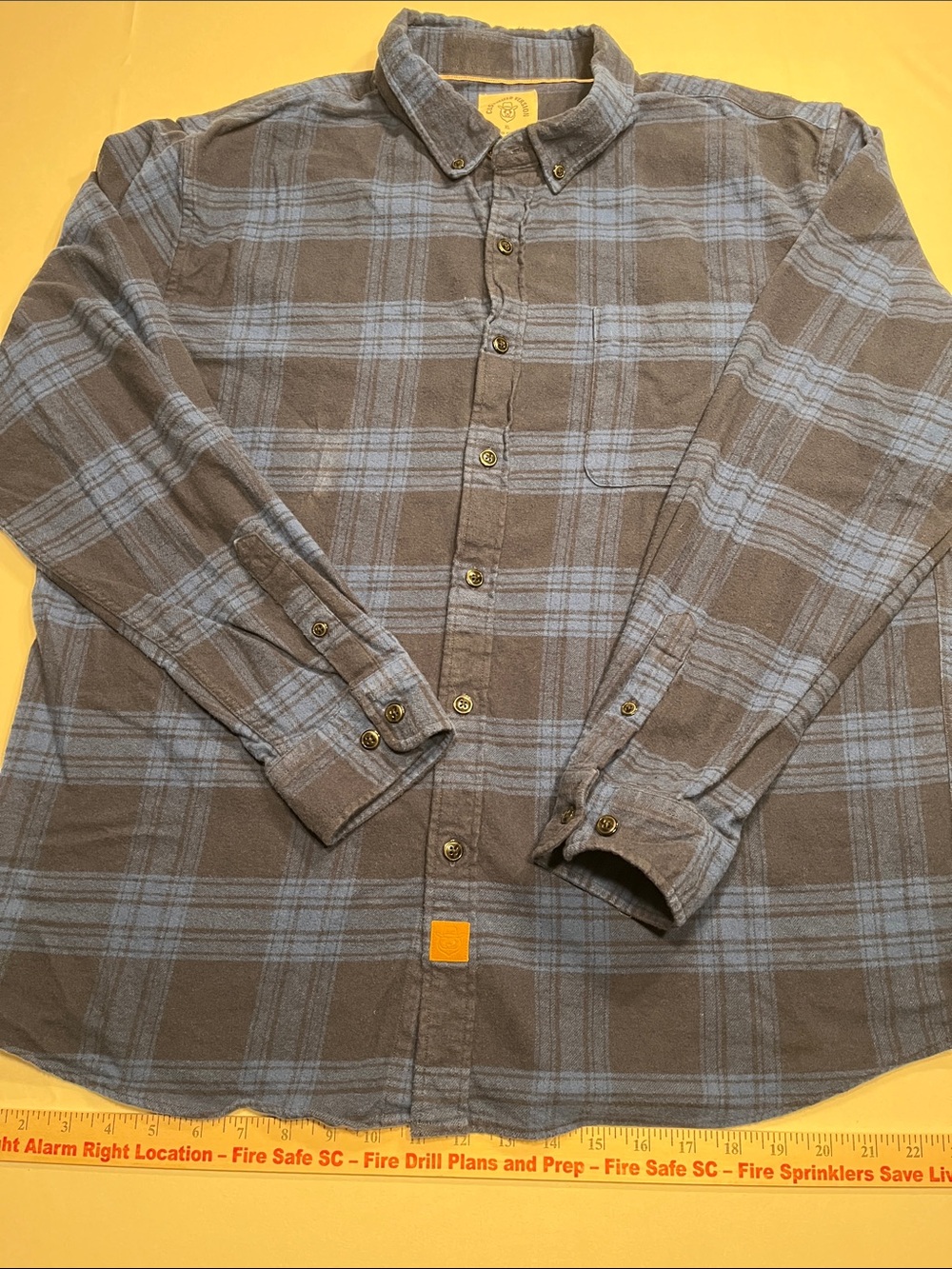 Dubinik Customized Version Men’s XL Blue Plaid Flannel Button Down Shirt‎